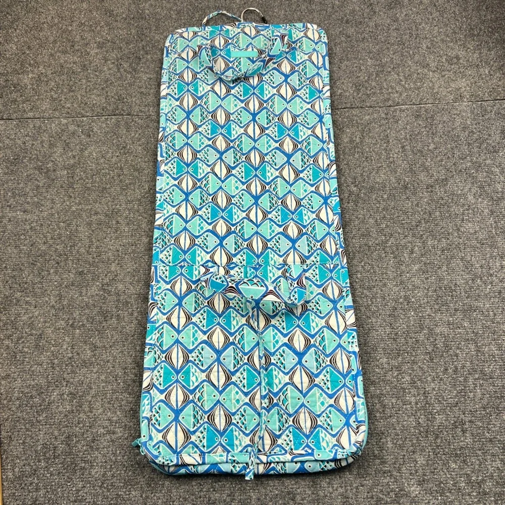 Vera Bradley Hanging Travel Organizer Go Fish Blue Quilted Toiletry Bag Pouch